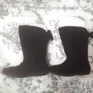 Dynasty Classics Black Suede Bow Boots 9